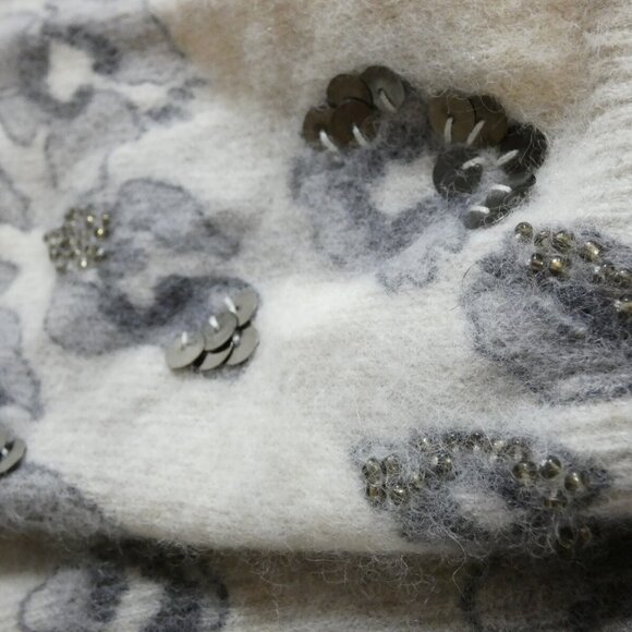Vintage Angora Sweater Size 1 White Gray Beaded Sequins 3/4 Sleeves Soft Rare - Picture 7 of 9